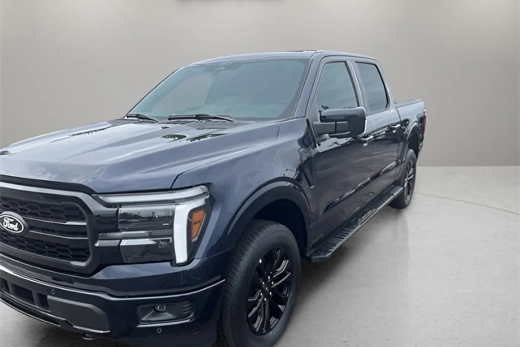 2025 Ford F-150 Lariat photo 1