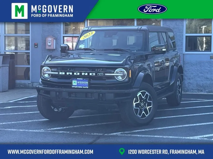 2023 Ford Bronco Outer Banks photo 1