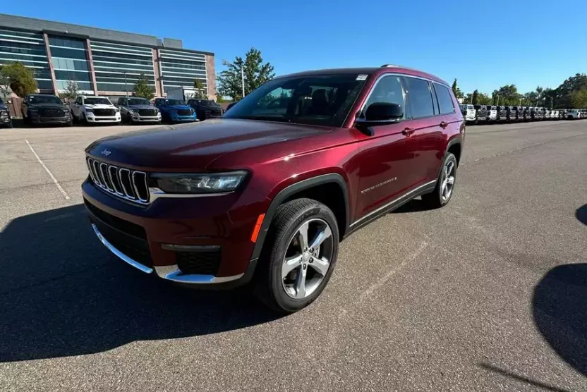 2021 Jeep Grand Cherokee Limited photo 1
