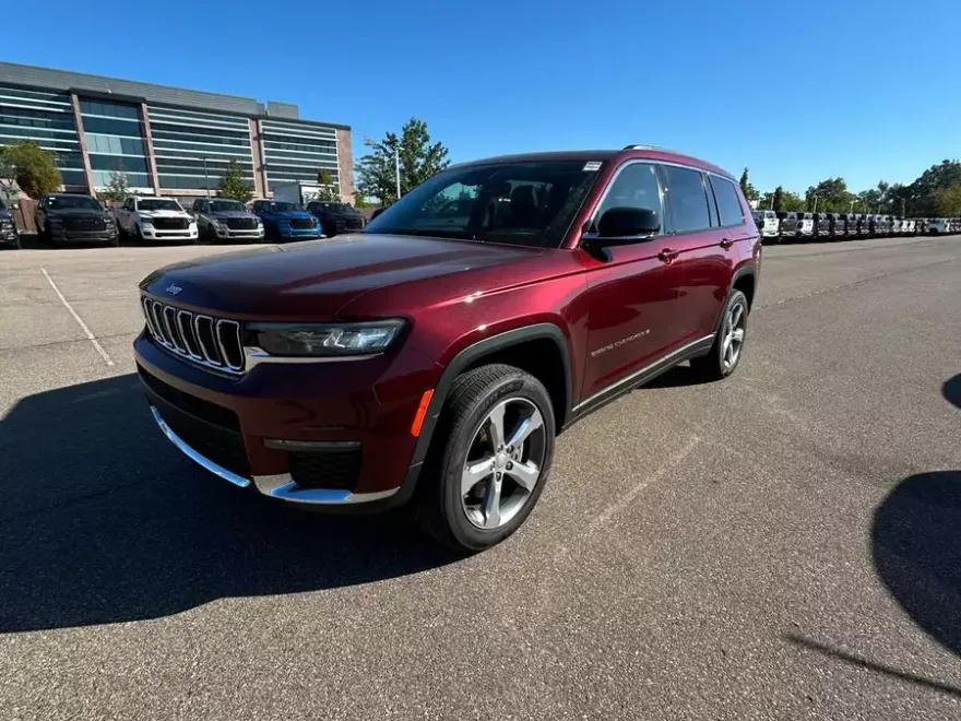 2021 Jeep Grand Cherokee Limited photo 1
