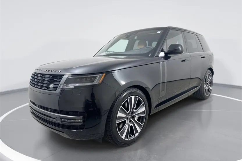 2025 Land Rover Range Rover SE photo 1