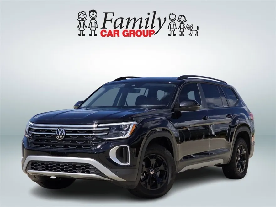 2024 Volkswagen Atlas Peak Edition SEL photo 1