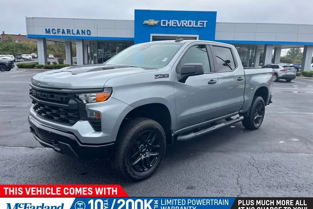 2025 Chevrolet Silverado 1500 Custom Trail Boss photo 1