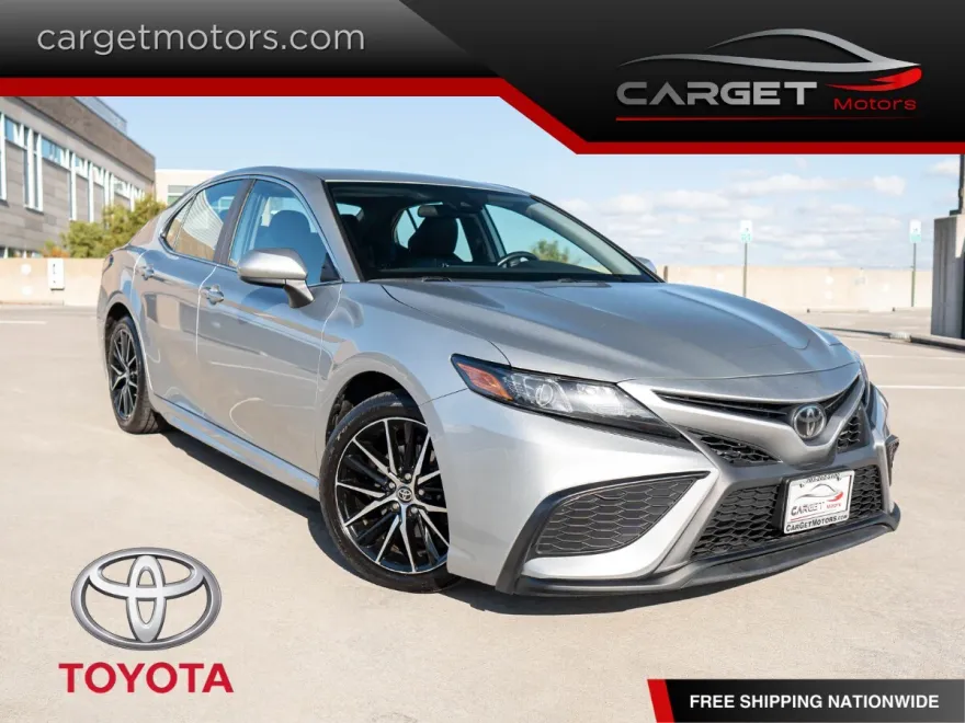 2021 Toyota Camry SE photo 1