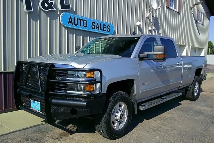 2018 Chevrolet Silverado 2500HD LT photo 1