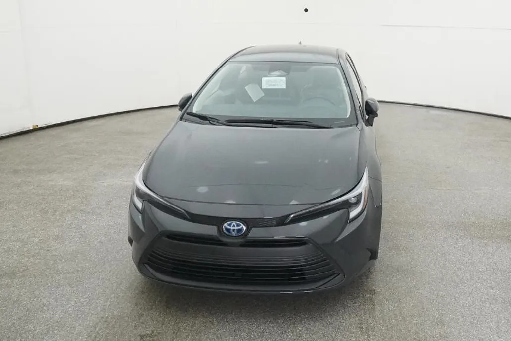 2025 Toyota Corolla Hybrid LE photo 1