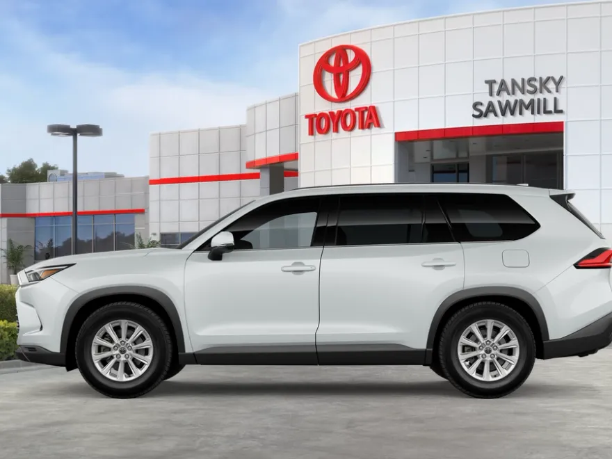 2026 Toyota Highlander Hybrid XLE photo 1