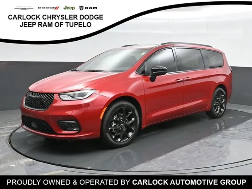 2025 Chrysler Pacifica Limited photo 1