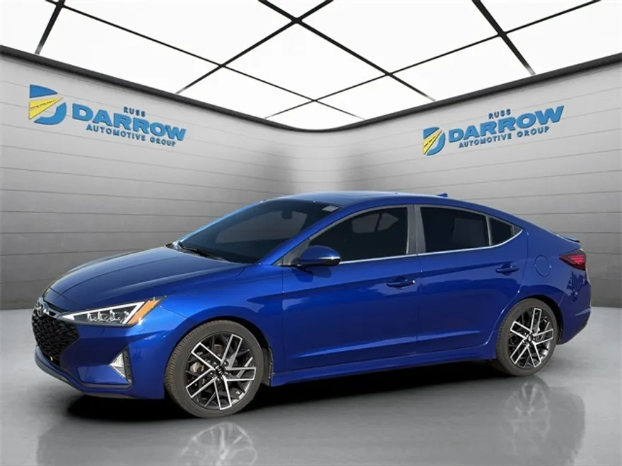 2020 Hyundai Elantra Sport photo 1