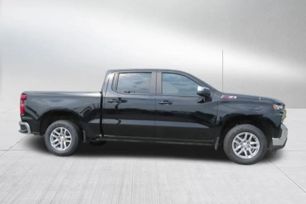 2020 Chevrolet Silverado 1500 LT photo 1