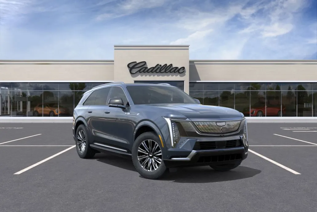 2026 Cadillac Escalade IQ Luxury photo 1