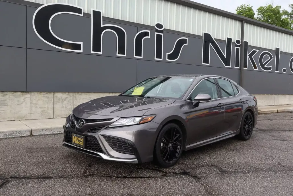 2023 Toyota Camry XSE photo 1