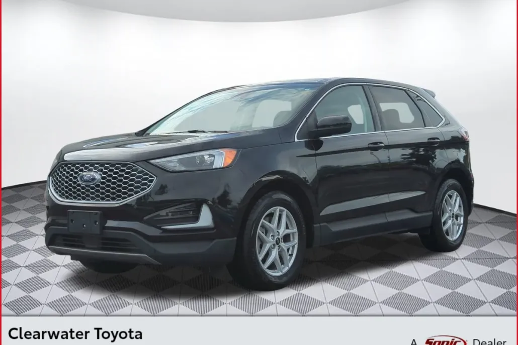2024 Ford Edge SEL photo 1
