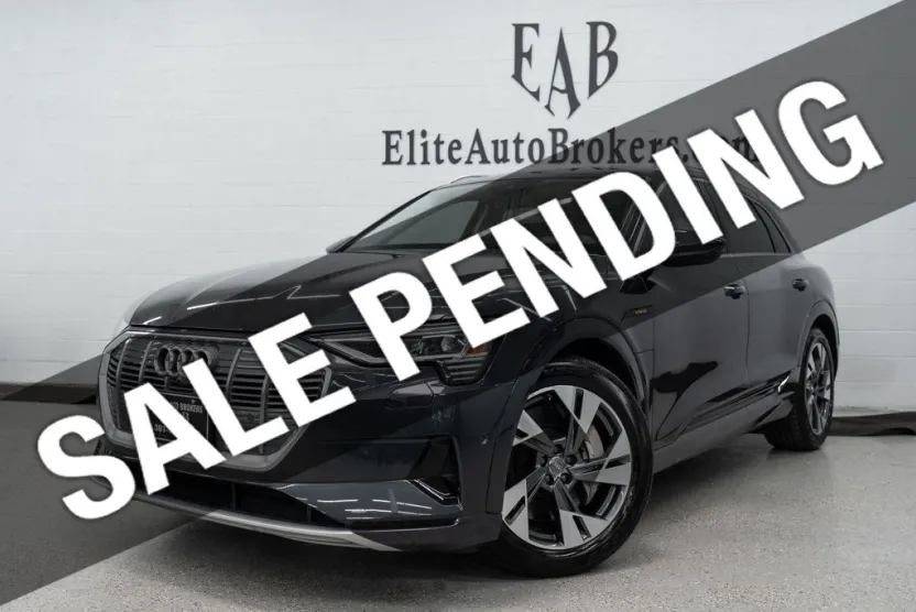 2021 Audi e-tron Premium Plus photo 1