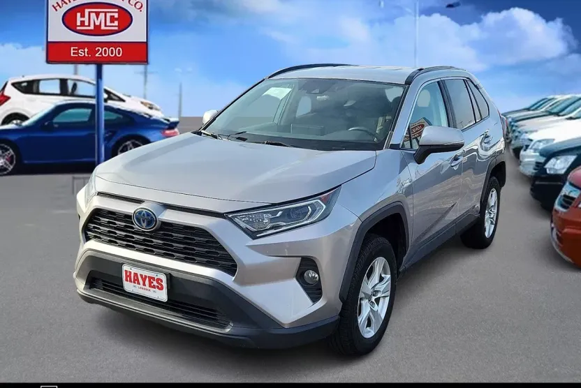 2021 Toyota RAV4 Hybrid XLE photo 1