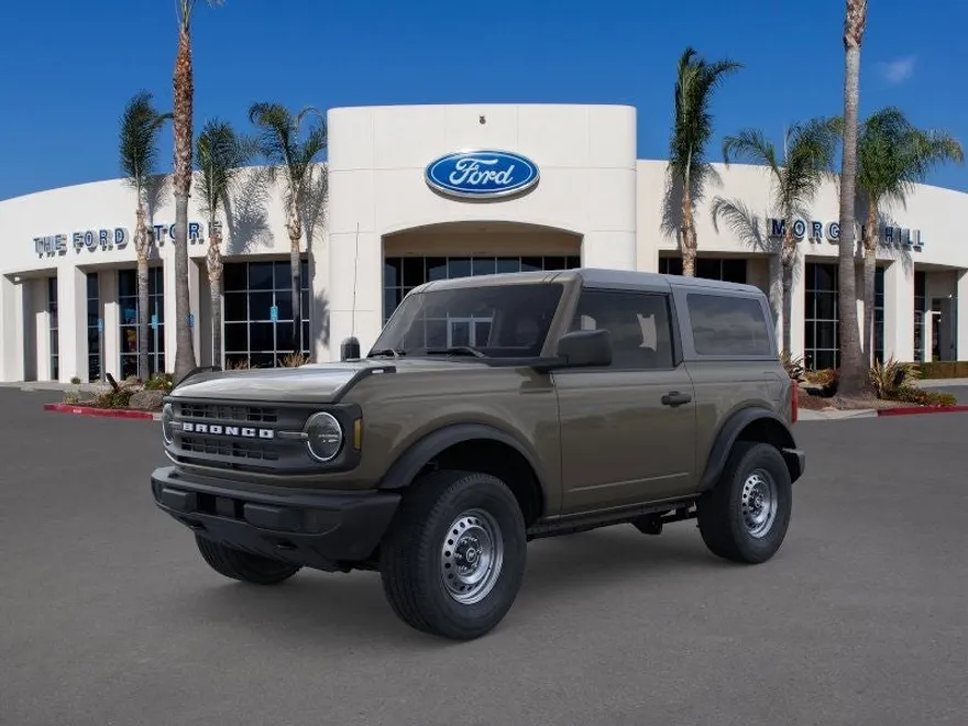 2025 Ford Bronco Base photo 1