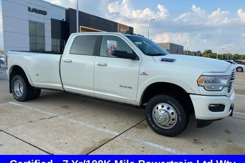2022 Ram 3500 Laramie photo 1