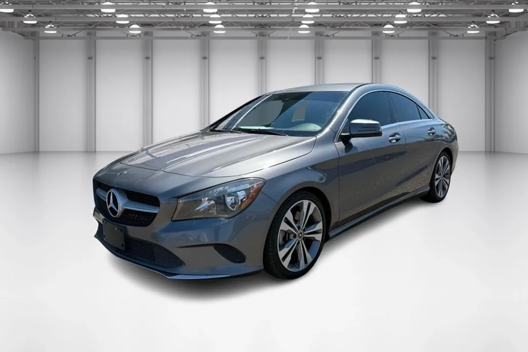 2019 Mercedes Benz CLA 250 4MATIC photo 1