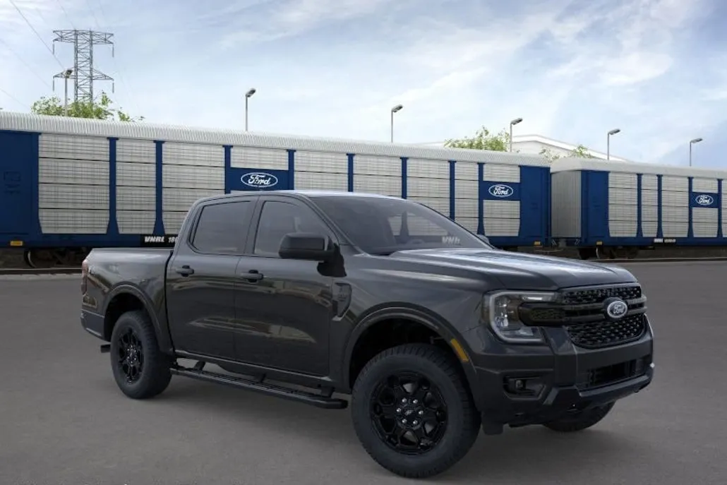 2025 Ford Ranger XLT photo 1