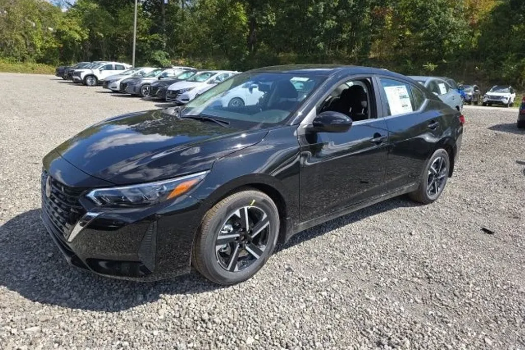 2025 Nissan Sentra SV photo 1