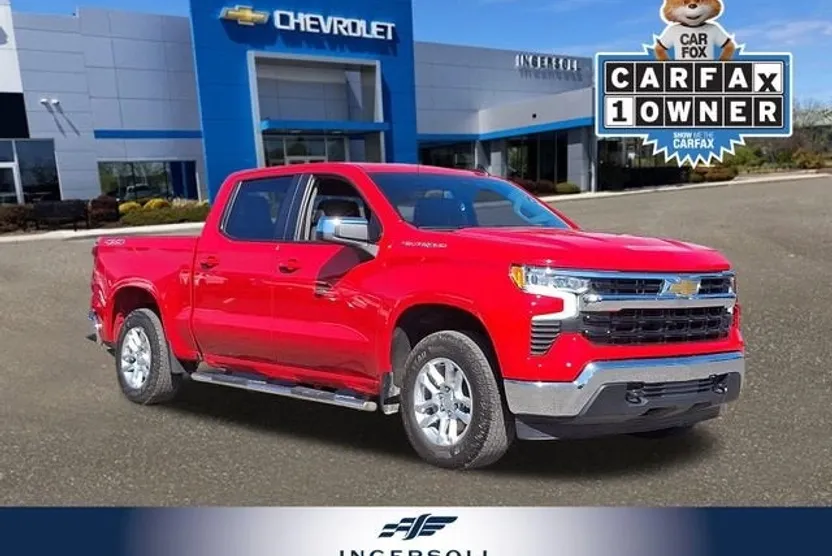 2022 Chevrolet Silverado 1500 LT photo 1