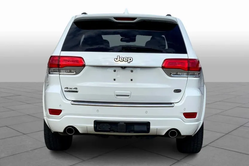2015 Jeep Grand Cherokee Overland photo 1