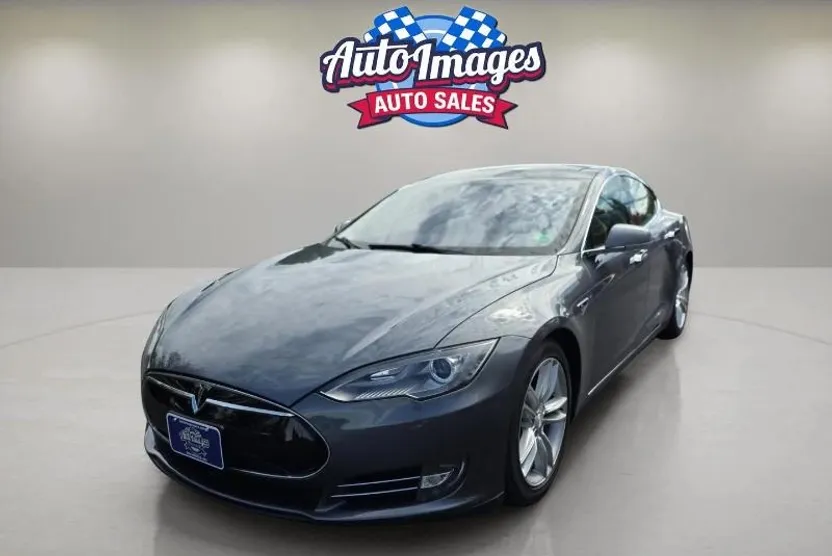 2013 Tesla Model S photo 1