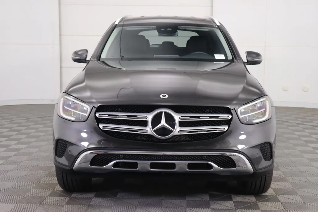 2022 Mercedes Benz GLC 300 photo 1