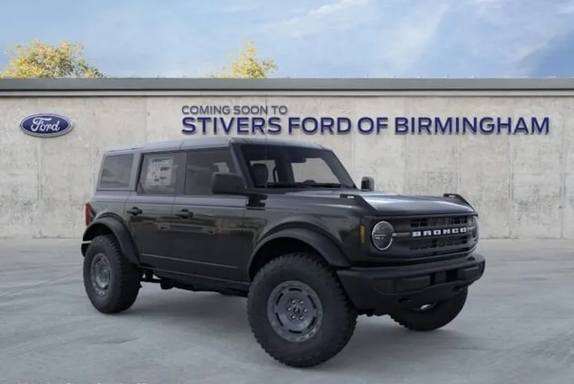2025 Ford Bronco Base photo 1
