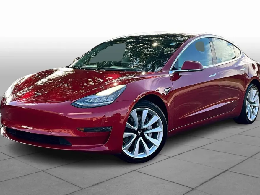 2018 Tesla Model 3 Mid Range photo 1