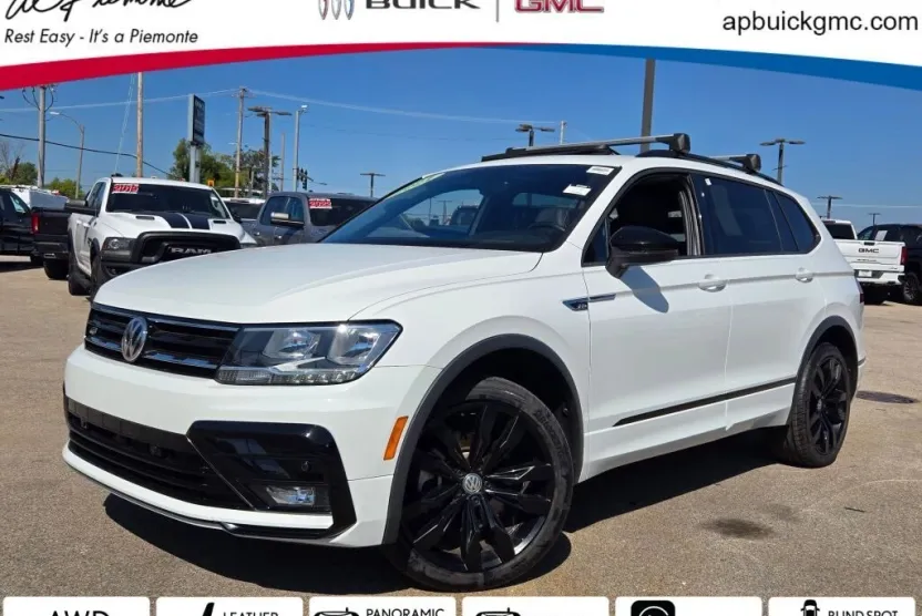 2021 Volkswagen Tiguan SE photo 1