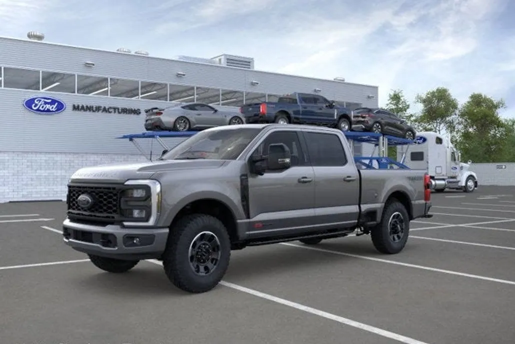 2025 Ford F-250 Lariat photo 1