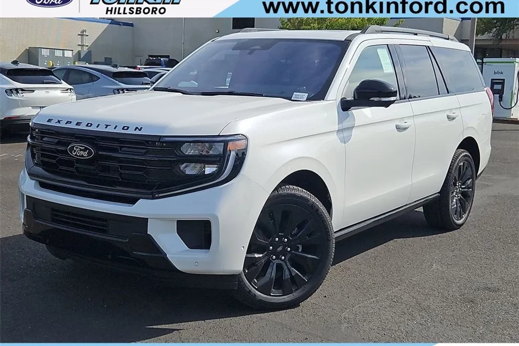 2025 Ford Expedition Platinum photo 1