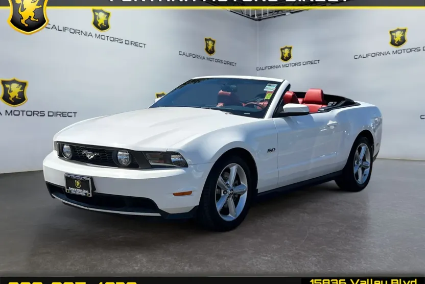 2011 Ford Mustang GT Premium photo 1