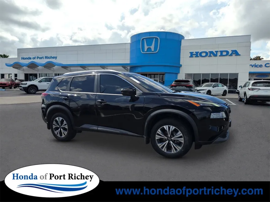 2022 Nissan Rogue SV photo 1