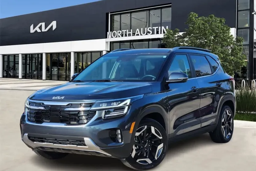 2025 Kia Seltos SX photo 1