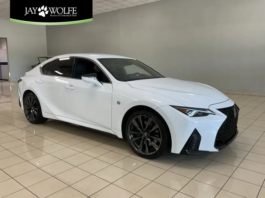 2021 Lexus IS 350 F SPORT photo 1
