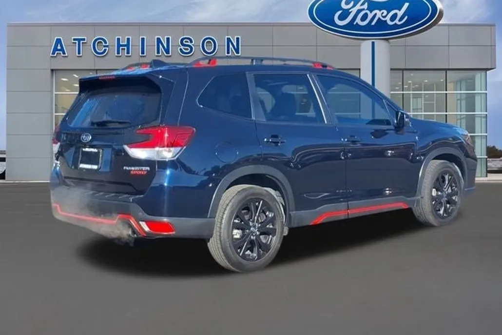 2021 Subaru Forester Sport photo 1