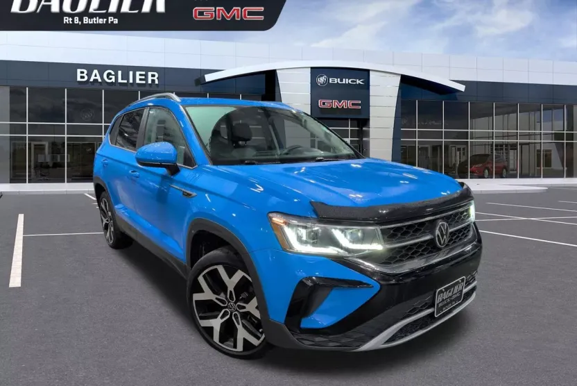 2022 Volkswagen Taos SEL photo 1