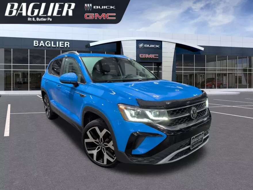 2022 Volkswagen Taos SEL photo 1