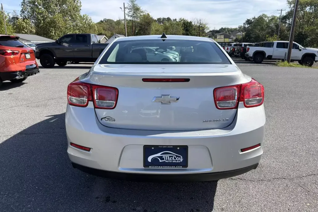 2014 Chevrolet Malibu LS photo 1