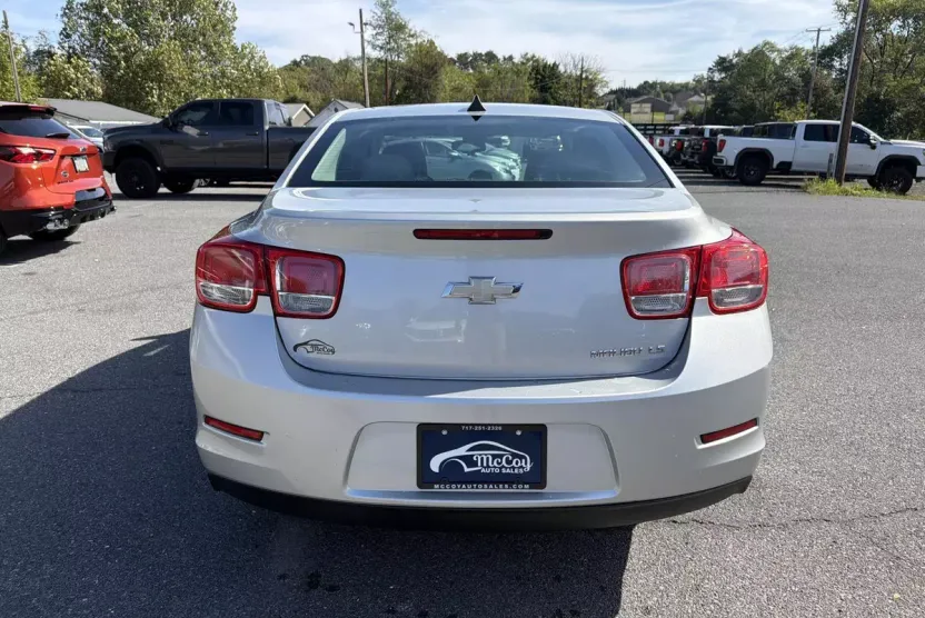 2014 Chevrolet Malibu LS photo 1