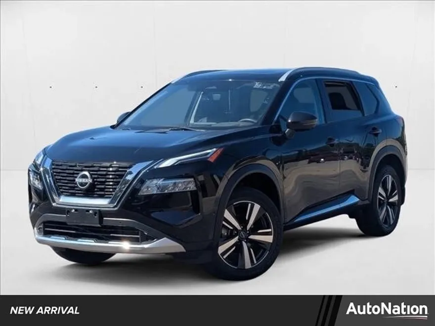 2023 Nissan Rogue Platinum photo 1