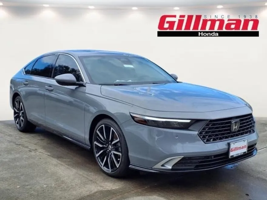 2025 Honda Accord Touring photo 1