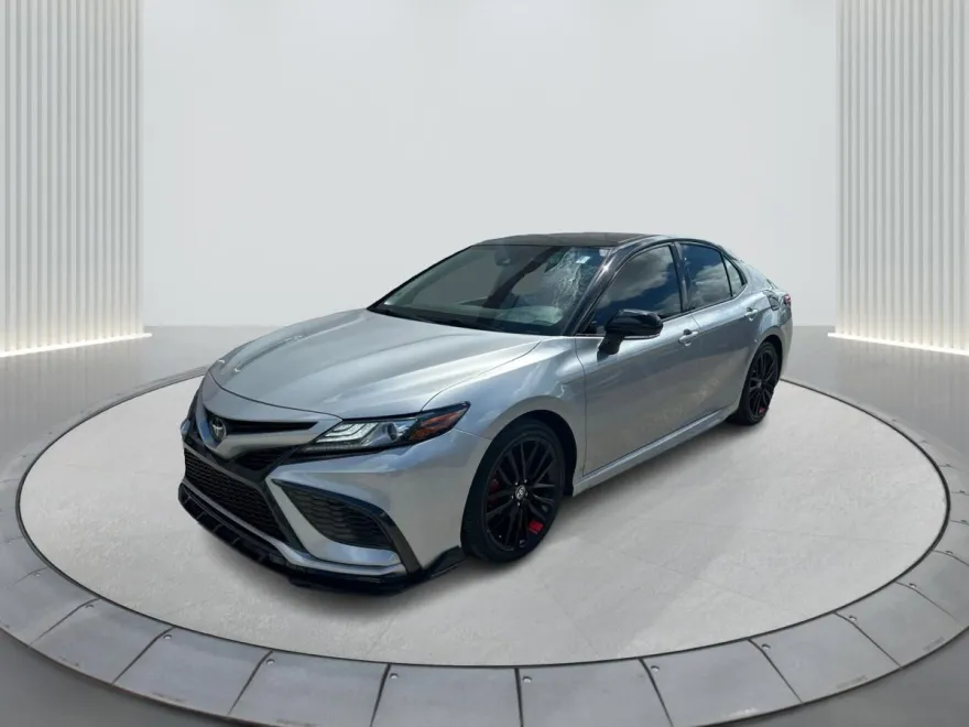 2022 Toyota Camry XSE photo 1