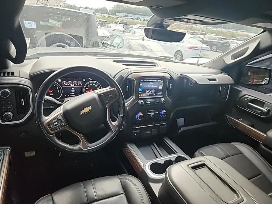2019 Chevrolet Silverado 1500 High Country photo 1