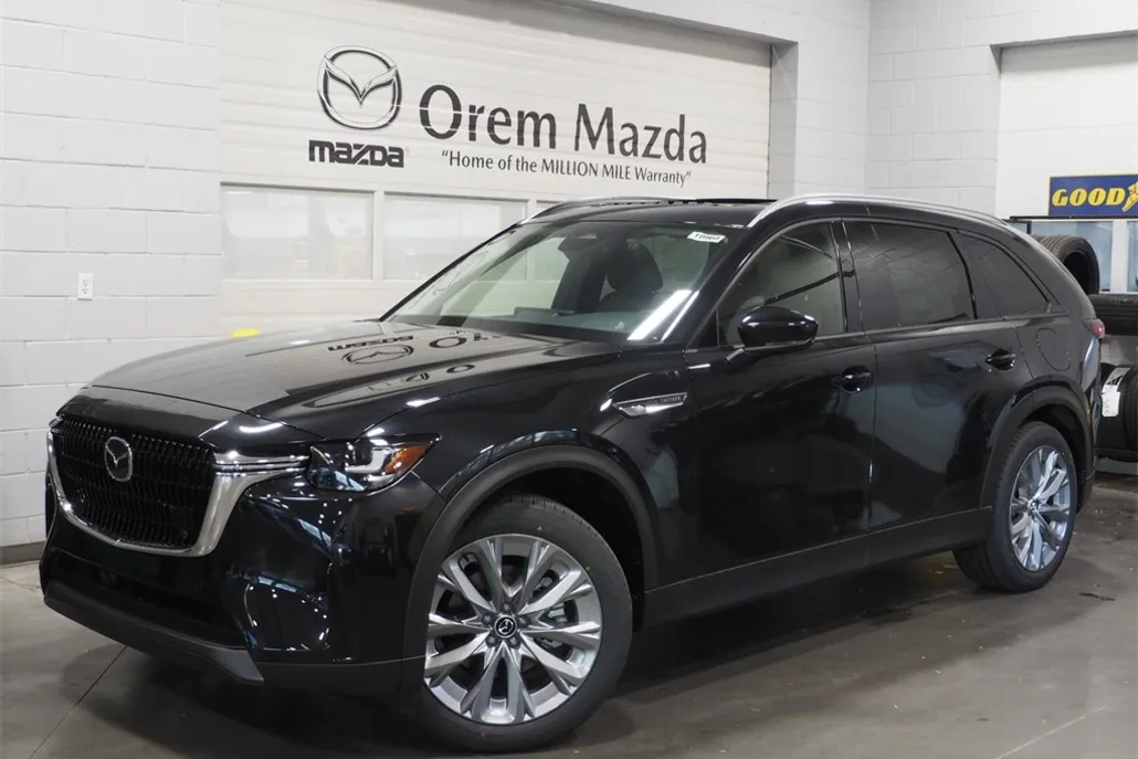 2026 Mazda CX-90 3.3 Turbo Preferred photo 1