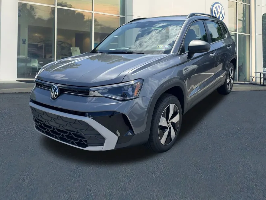 2025 Volkswagen Taos S photo 1