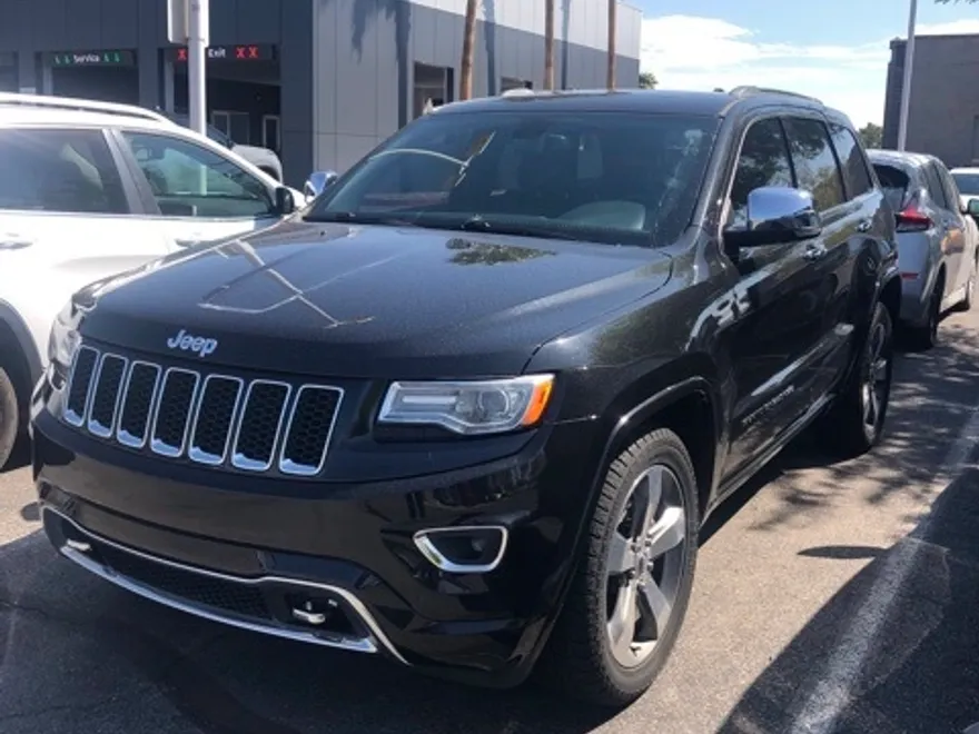 2015 Jeep Grand Cherokee Overland photo 1