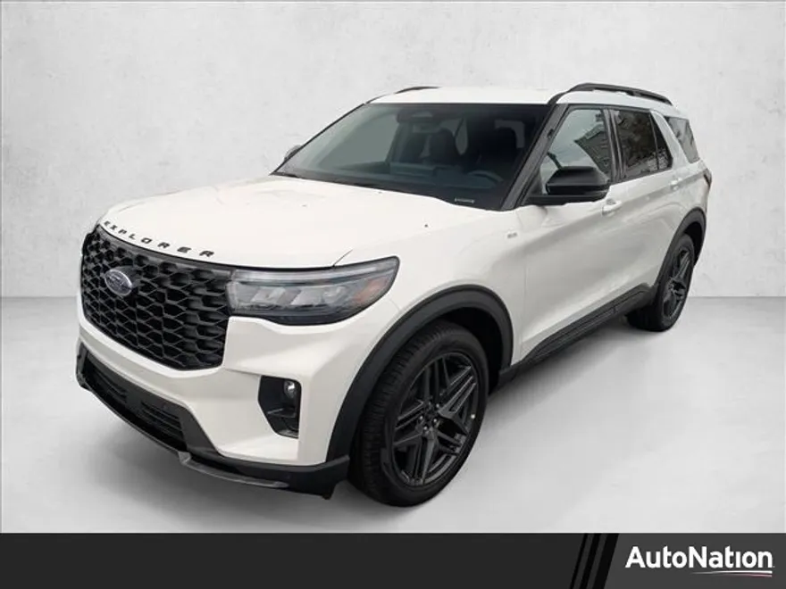 2025 Ford Explorer ST-Line photo 1